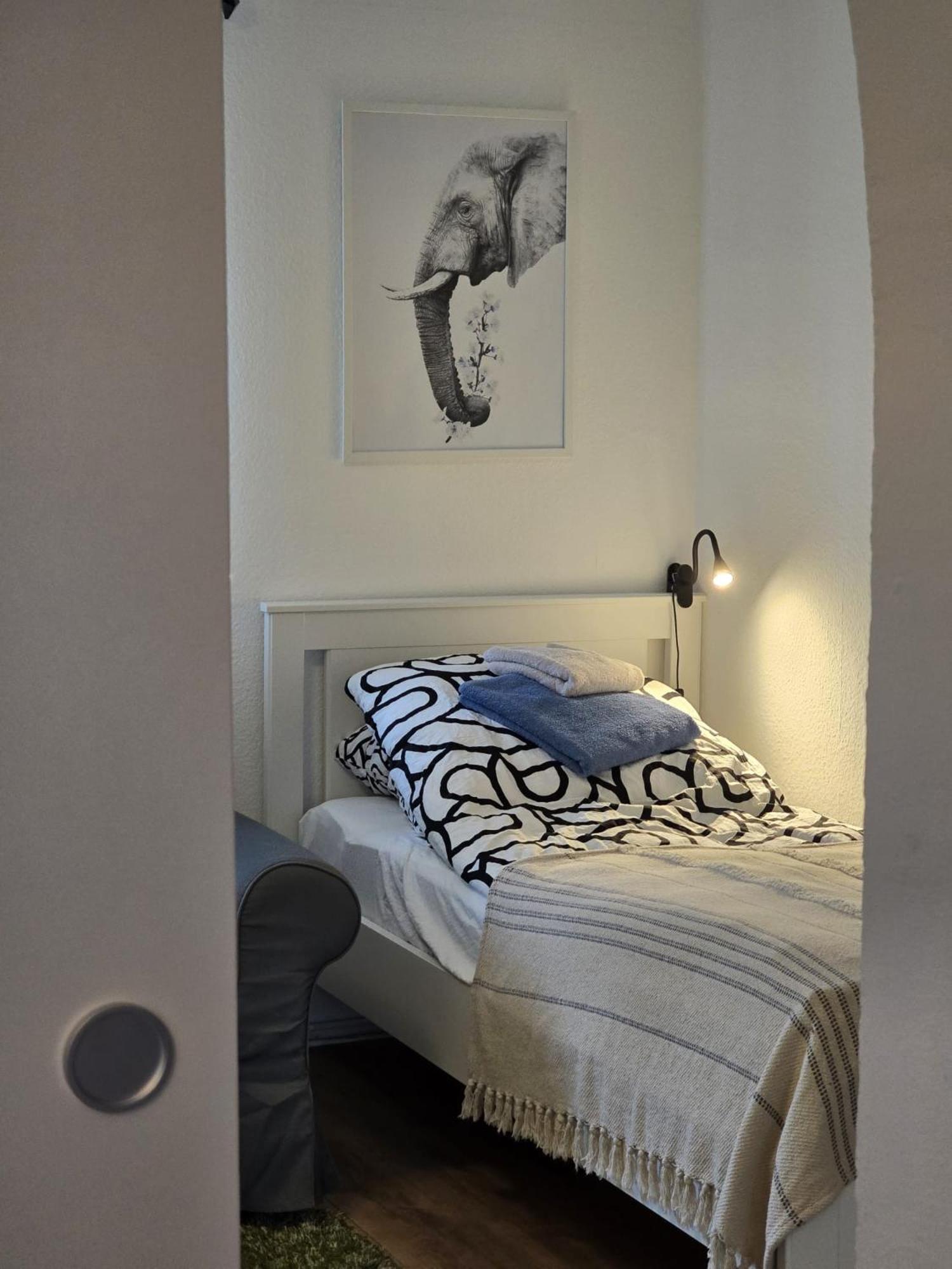 Haus Mit Garten, U Bahn Naehe, Gratis Parkplaetze Вена Экстерьер фото